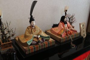 ひな人形